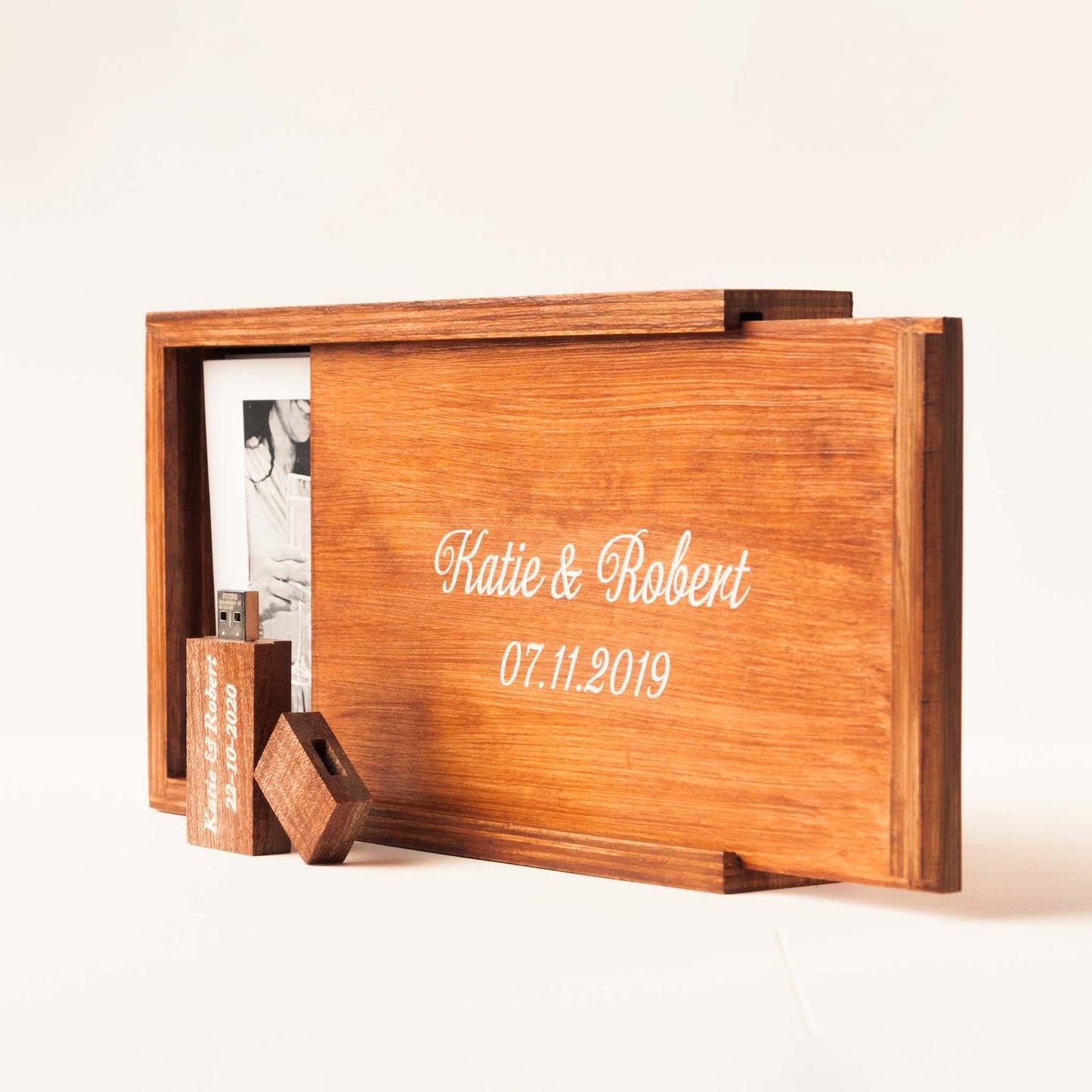 Personalized Photo Box with USB Compartment - Vintage Finish - Fat USB