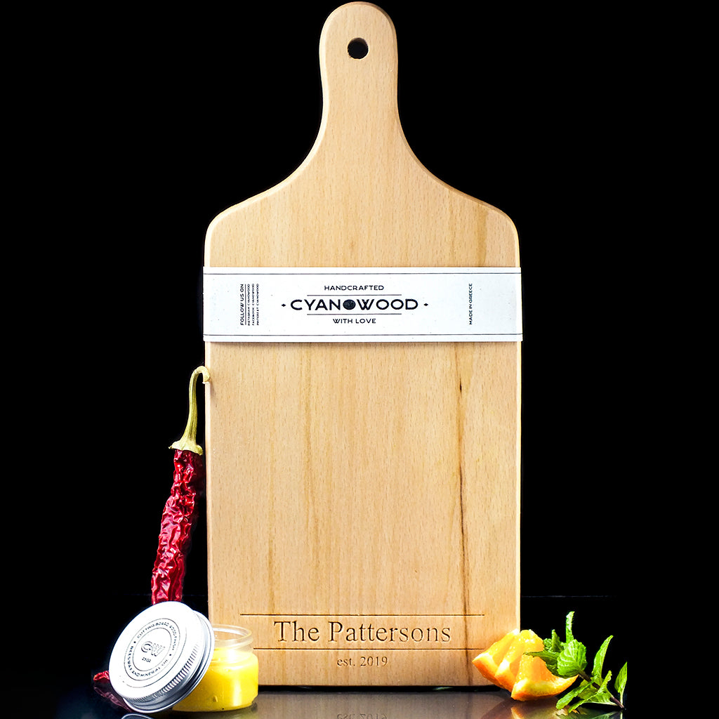 Charcuterie Board with Beech Wood - Names Serif Fonts Engraved