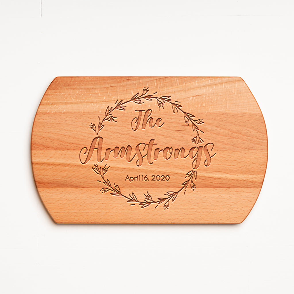 Cutting Board with Beech Wood - Round Edge - Circle Wreath Engraved