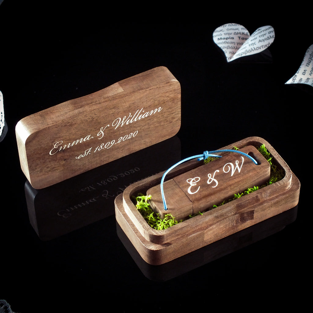 Wooden USB box - Walnut Wood - Personalized Text Engraved