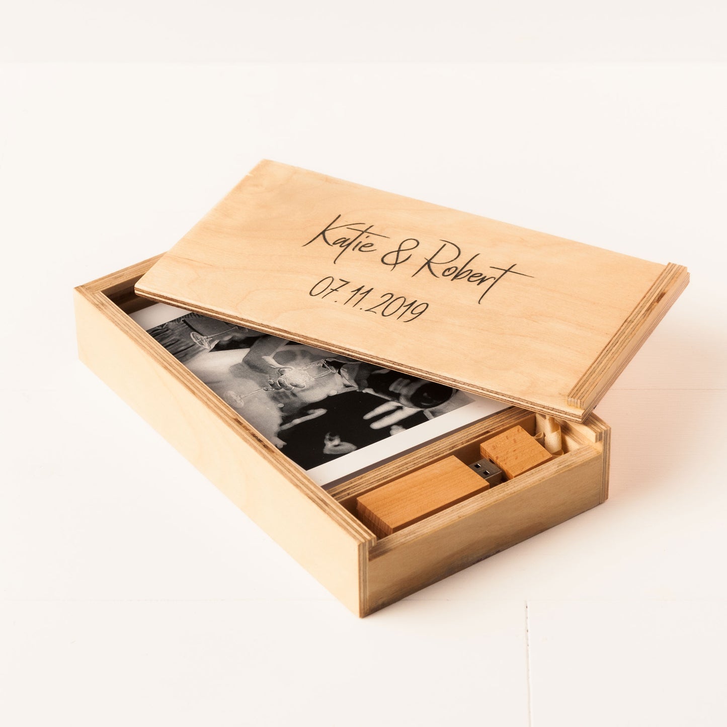 Photography box with Natural Finish USB