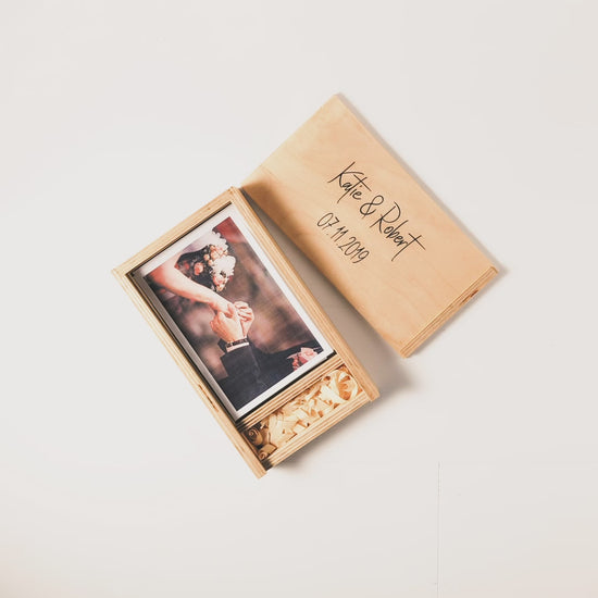 Video for Photography box with Natural Finish USB