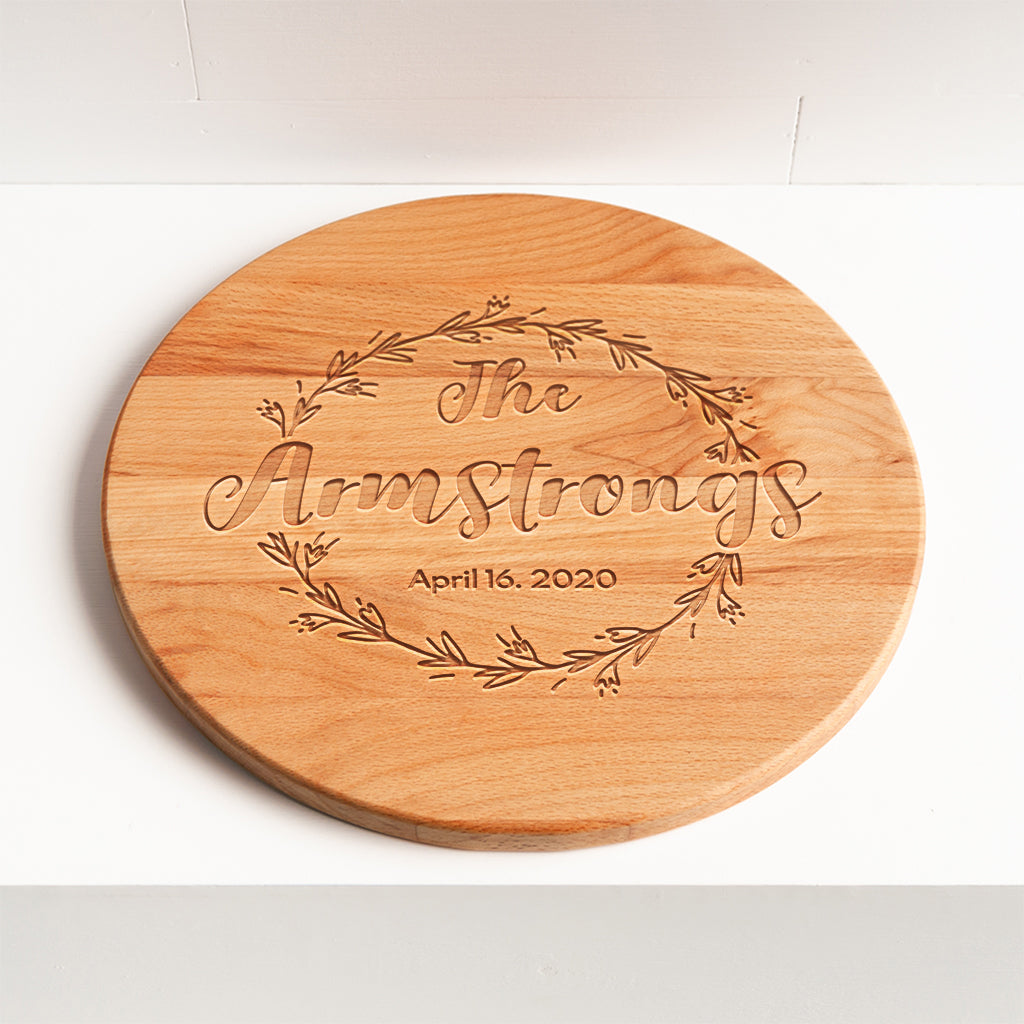 Cutting Board with Beech Wood - Round Shape - Circle Wreath Engraved